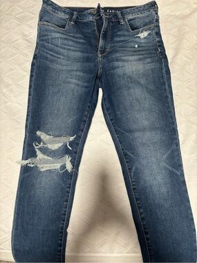 American Eagle Outfitters Women's Distressed Blue Skinny Jeans